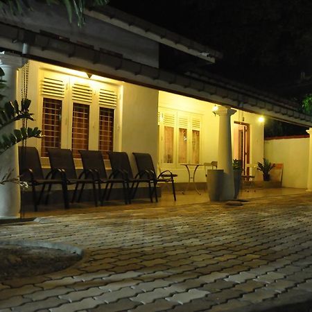 Dions Guest House Νεγκόμπο Εξωτερικό φωτογραφία
