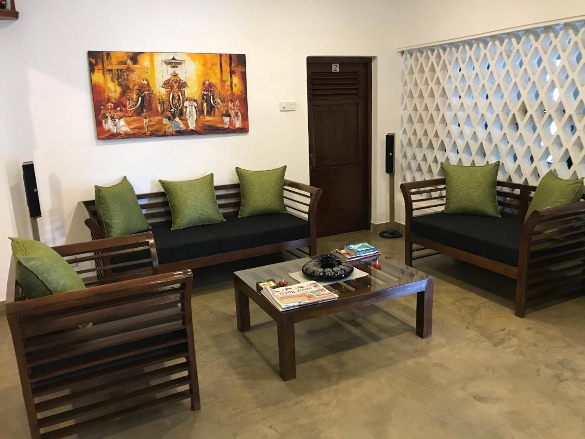 Dions Guest House Νεγκόμπο Εξωτερικό φωτογραφία